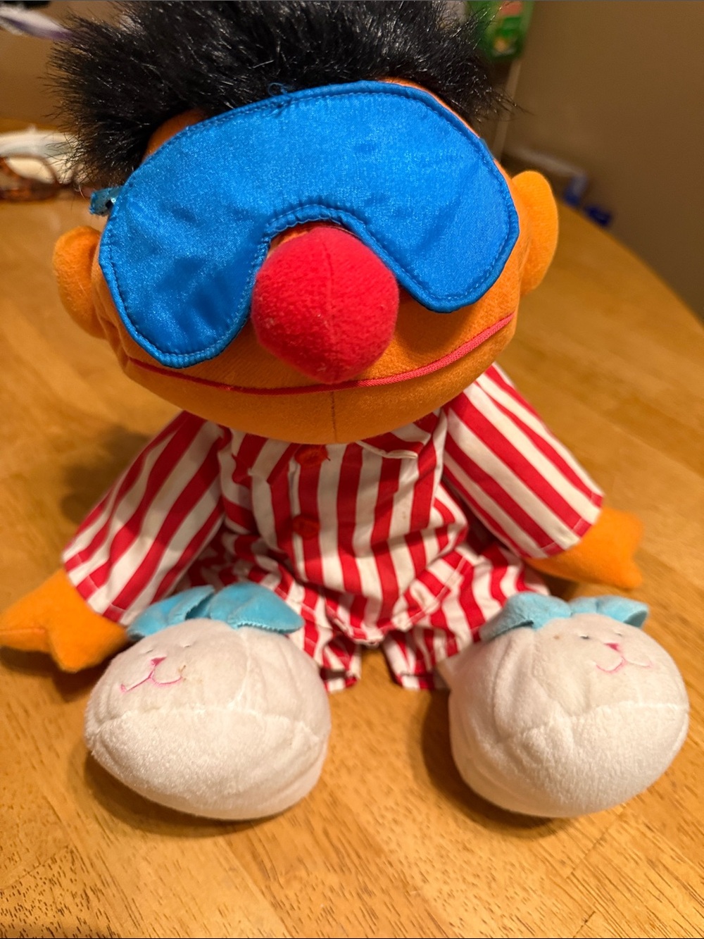 Sing and Snore Ernie 1996